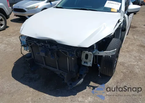 2018 Mazda Mazda3 Sport из США, поврежденный, VIN 3MZBN1U70JM249689